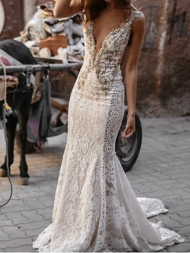 Beach Open Back Sexy Boho Wedding Dresses Mermaid / Trumpet V Neck Sleeveless Court Train Lace Bridal Gowns With Appliques 2023 Summer Wedding Party, Women's Clothing