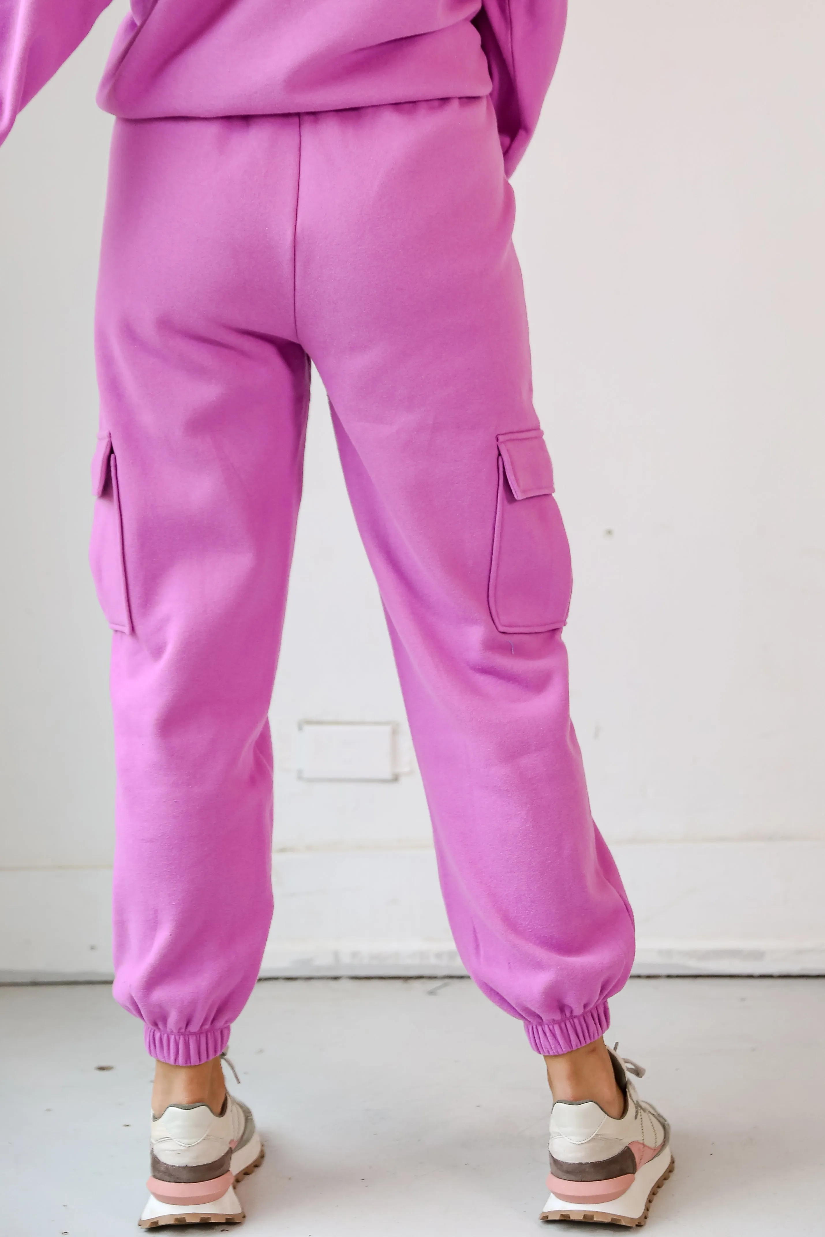 FINAL SALE - Comfy Pursuit Fleece Cargo Jogger Sweatpants - DOORBUSTER