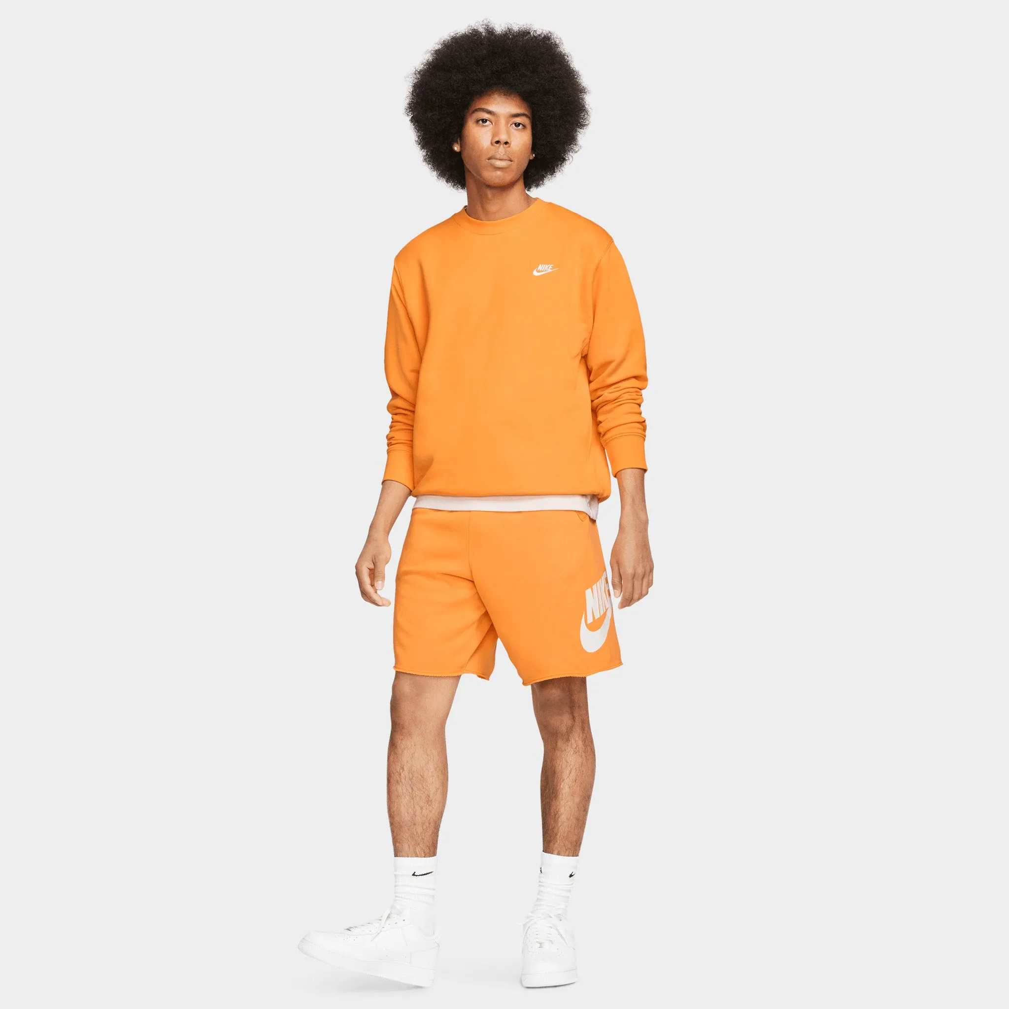 Nike Club Alumni French Terry Shorts Sundial / White - White