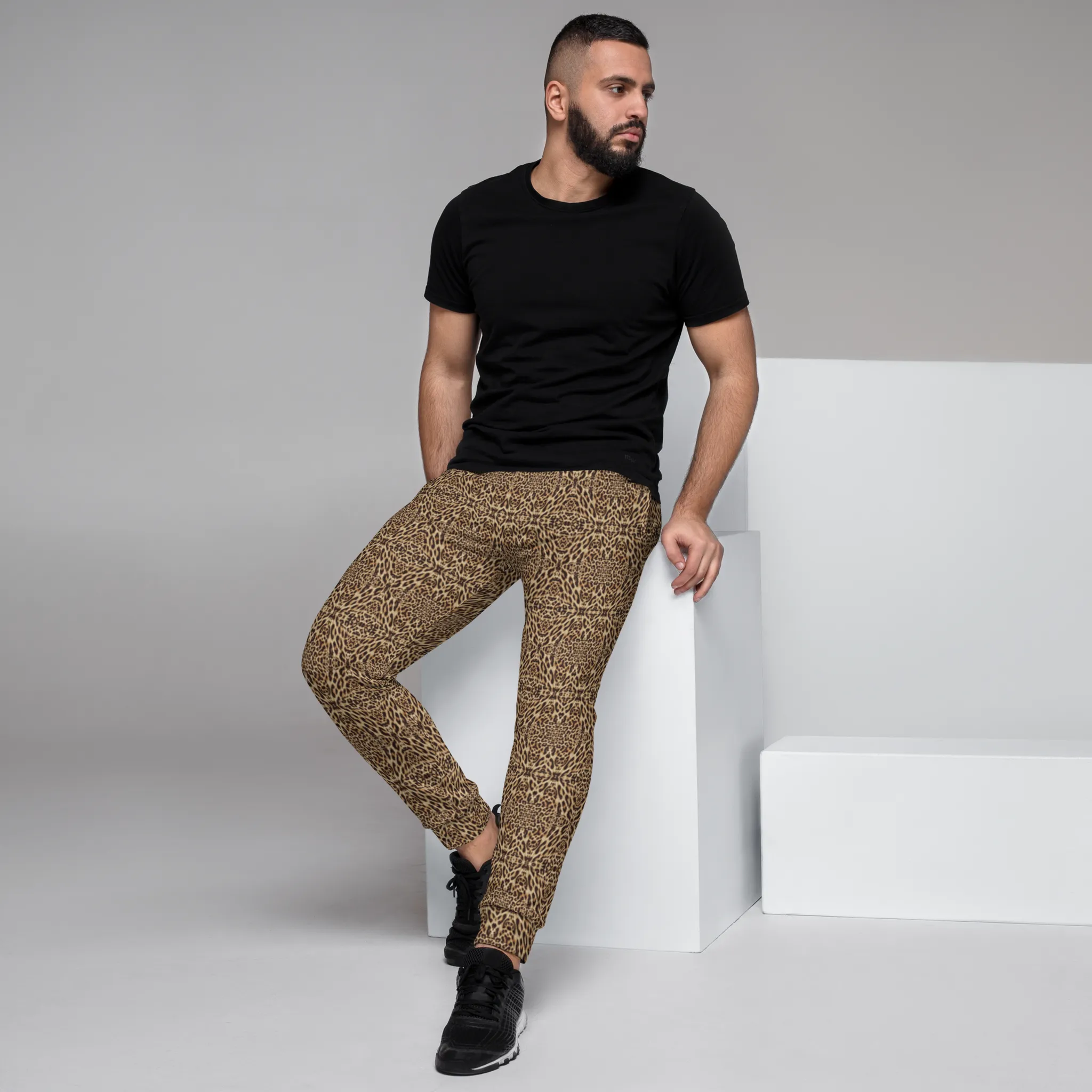 Recursia Contemplative Jaguar I Men's Joggers