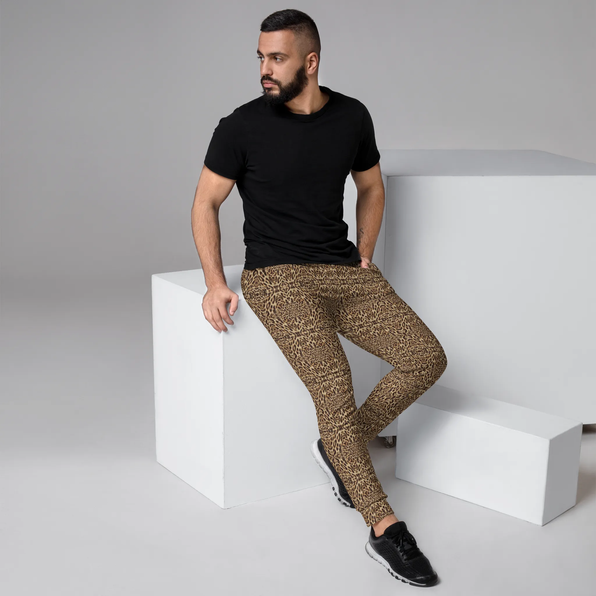 Recursia Contemplative Jaguar I Men's Joggers