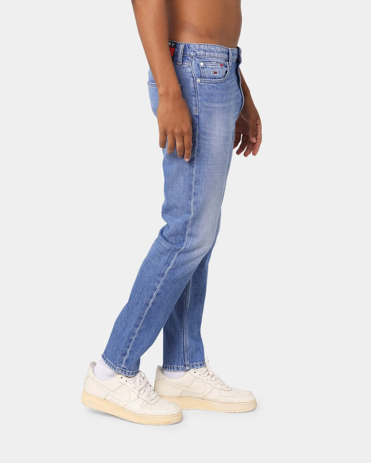 Tommy Jeans Dad Tapered Faded Jeans Denim Medium