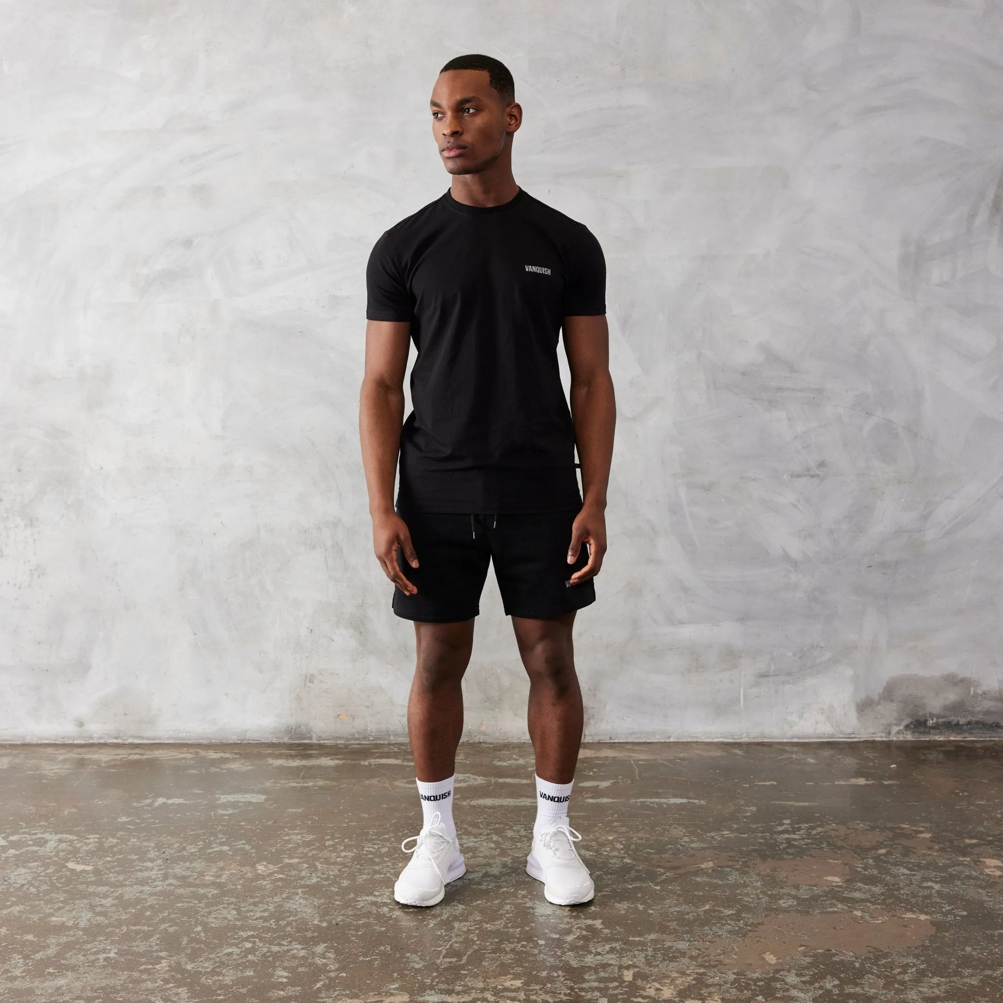 Vanquish Essential Black Regular Fit Shorts